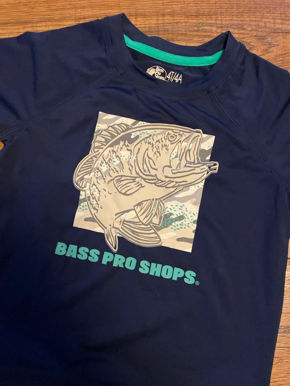 NWT Bass Pro Shops Toddler Boy's Performance T- Shirt & Shorts Set 4T Camo Fish